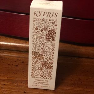 Kypris Antioxidant Dew serum.